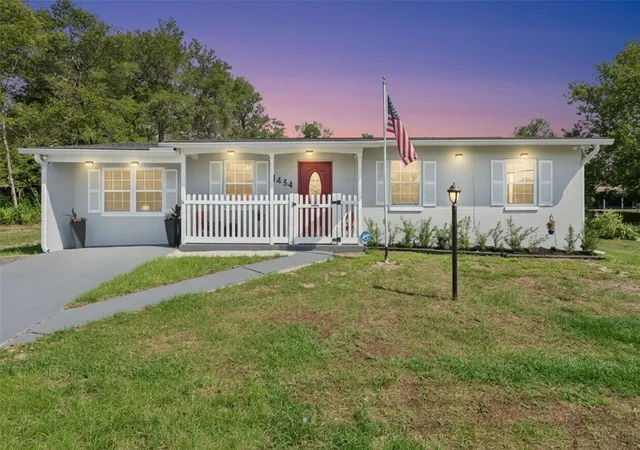 Homes for sale in Deltona, FL | 1434 Deltona Blvd, Deltona, FL 32725 | MLS# O6406745
