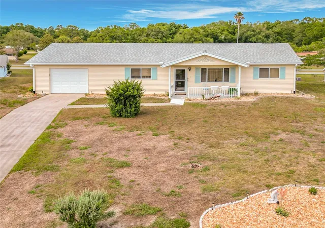 Photo 1 of Single family home for sale at 8121 Sw 107th Place, Ocala, FL 34481 | MLS# W7885666 | Listing updated on 2026-05-13