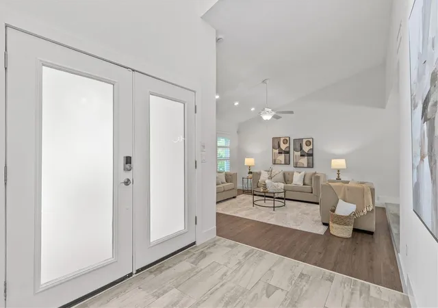 Photo 3 of Single family home for sale at 13915 Whisperwood Dr, Clearwater, FL 33762 | MLS# TB8507295 | Listing updated on 2026-09-13