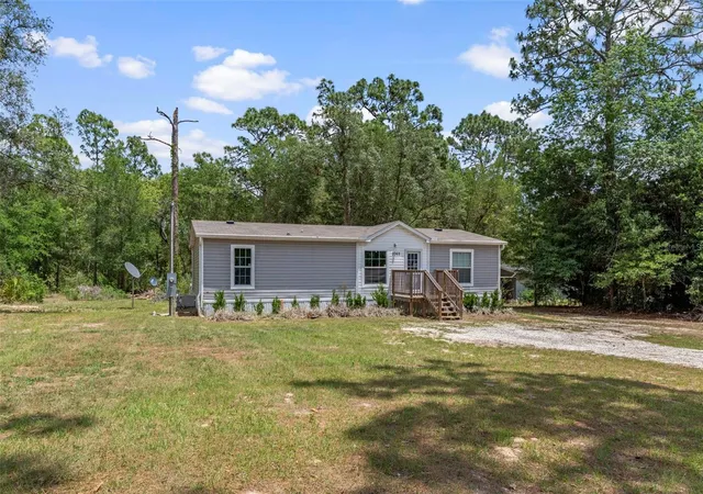 3rd image of 2063 S Sunwood Pt, Homosassa, FL 34448 | MLS# W7885667