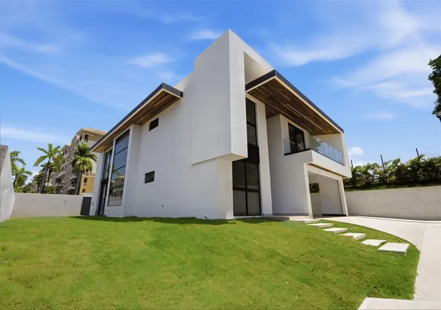 Photo 21 of Single family home for sale at 45 Sereno, Guaynabo, PR 00969 | MLS# PR9121275 | Listing updated on 2026-08-26