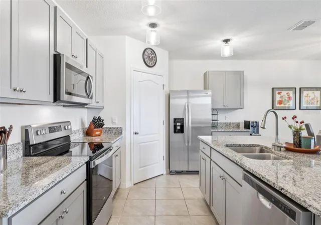 Photo 4 of Single family home for sale at 5634 Winona Dr, St Cloud, FL 34771 | MLS# O6406754 | Listing updated on 2026-08-08