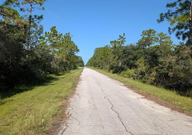 Photo 3 of Land for sale at 6 El Dorado Dr, Indian Lake Estates, FL 33855 | MLS# O6406801 | Listing updated on 2026-08-30