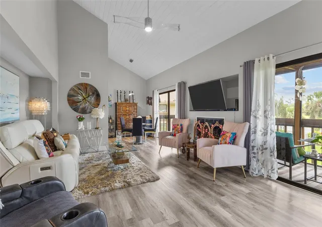 Photo 3 of Condo for sale at 3037 Willow Green Dr #12, Sarasota, FL 34235 | MLS# A4693217 | Listing updated on 2026-09-14
