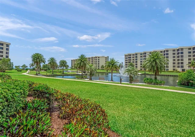 4th image of 5780 Midnight Pass Rd, SARASOTA, FL 34242