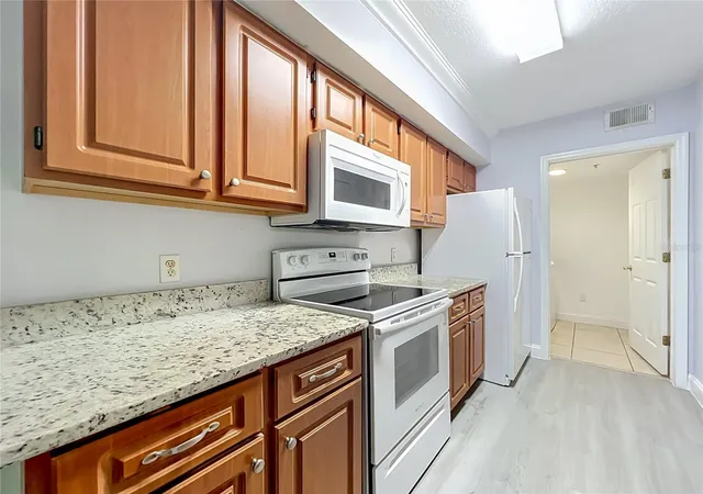 5th image of 738 Crest Pines Dr #728, Orlando, FL 32828 | MLS# O6406825