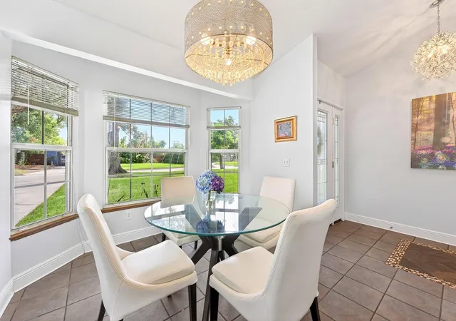 Photo 4 of Single family home for sale at 2706 Hargill Dr, Orlando, FL 32806 | MLS# O6406832 | Listing updated on 2026-10-18
