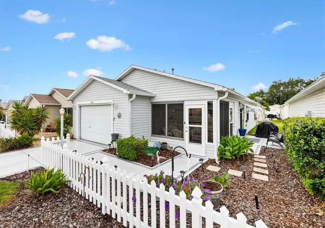 2nd image of 3541 Roanoke St, The Villages, FL 32162 | MLS# G5112220