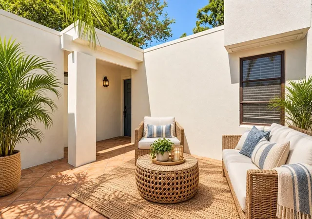 Listing Photo 2 - Condo for sale in building located at 2383 Lakeside Mews, SARASOTA, FL 34235 - Unit #D3