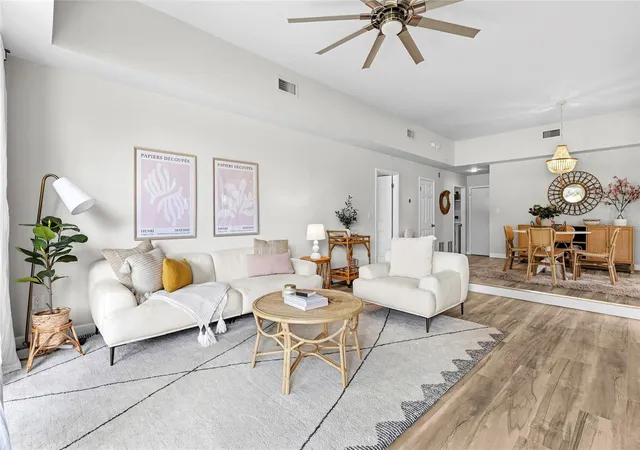 Listing Photo 4 - Condo for sale in building located at 2383 Lakeside Mews, SARASOTA, FL 34235 - Unit #D3