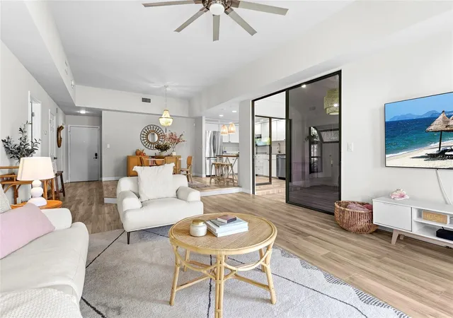 4th image of 2383 Lakeside Mews, SARASOTA, FL 34235