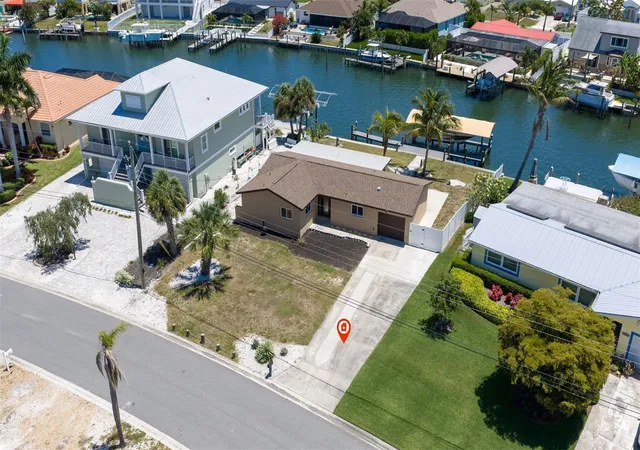 3rd image of 5108 Commonwealth Rd, Palmetto, FL 34221 | MLS# TB8507390