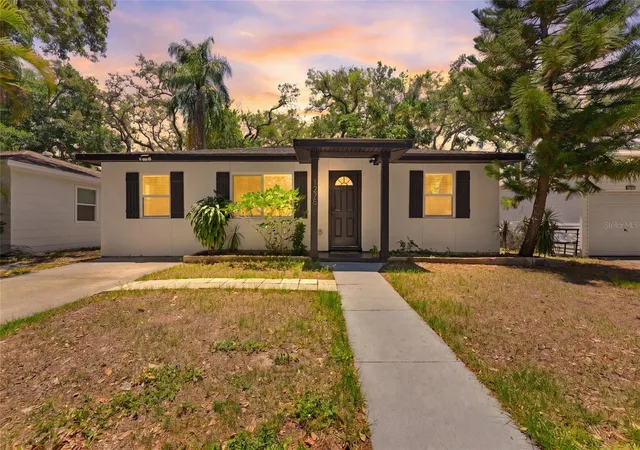 1st image of 1275 Palm St, Clearwater, FL 33755 | MLS# TB8507393