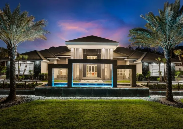 Photo 1 of Mansion for sale at 420 Wingspan Dr, Ormond Beach, FL 32174 | MLS# V4949030 | Listing updated on 2026-05-15