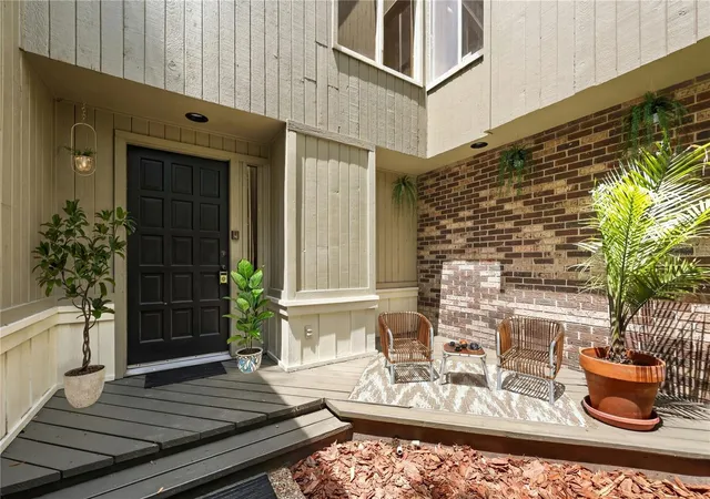 2nd image of 548 S Osceola Ave, Orlando, FL 32801 | MLS# O6406873