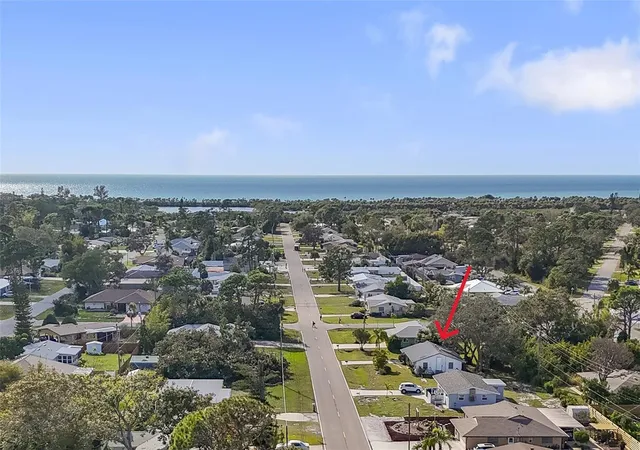 5th image of 1240 S Venice Blvd, Venice, FL 34293 | MLS# N6144298