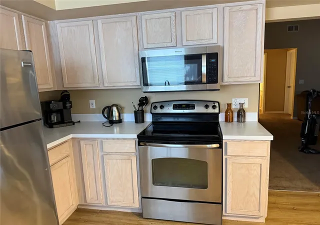 4th image of 1122 Clear Creek Cir, Clermont, FL 34714 | MLS# S5149684