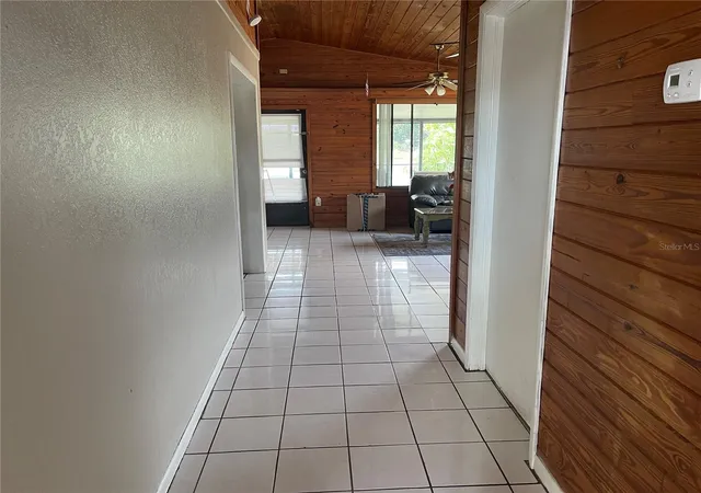 3rd image of 3008 Skyview Dr, Lakeland, FL 33801 | MLS# L4961810