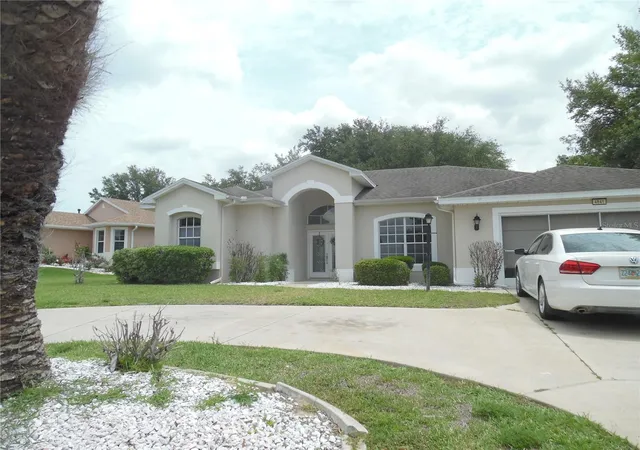 Photo 2 of Single family home for sale at 4841 Glen Coe St, Leesburg, FL 34748 | MLS# G5112234 | Listing updated on 2026-09-24