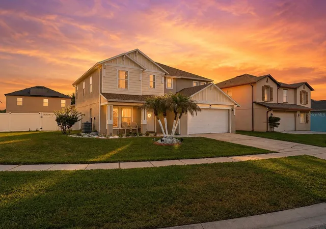Photo 2 of Single family home for sale at 831 Neptune Pointe Ln, Kissimmee, FL 34744 | MLS# S5149687 | Listing updated on 2026-09-14