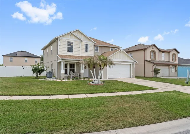 Photo 3 of Single family home for sale at 831 Neptune Pointe Ln, Kissimmee, FL 34744 | MLS# S5149687 | Listing updated on 2026-09-14
