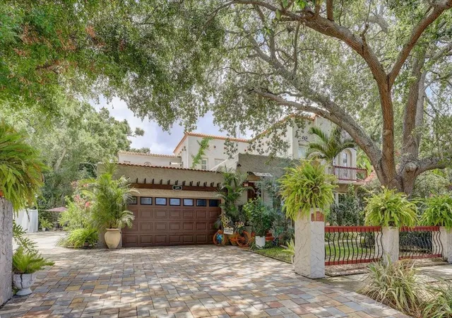 Homes for sale in St Petersburg, FL | 325 49th St N, St Petersburg, FL 33710 | MLS# TB8507435