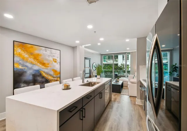Photo 3 of Condo for sale at 912 Channelside Dr #2316, Tampa, FL 33602 | MLS# TB8507463 | Listing updated on 2026-09-15