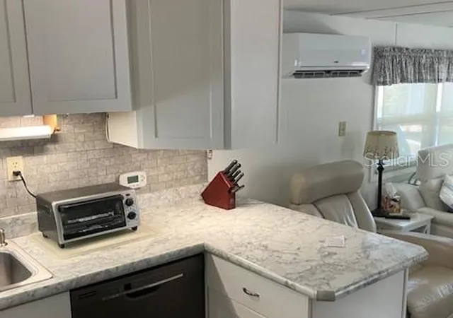 Photo 2 of Manufactured home for sale at 800 Chesapeake Dr #42, Tarpon Springs, FL 34689 | MLS# TB8507466 | Listing updated on 2026-09-18
