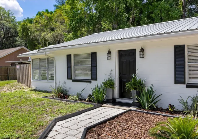 Homes for sale in San Mateo, FL | 113 Browns Rd, San Mateo, FL 32187 | MLS# GC540262