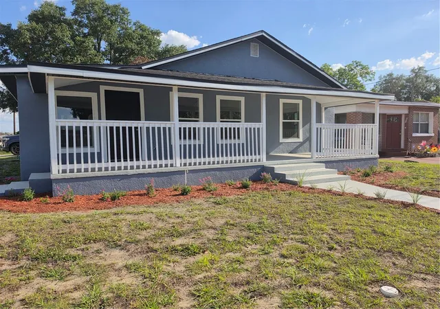 Homes for sale in Lake Wales, FL | 201 Dr J A Wiltshire Ave W, Lake Wales, FL 33853 | MLS# S5149697