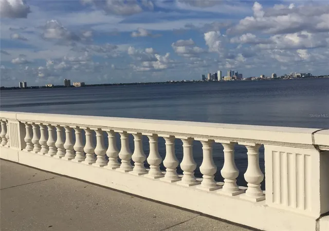 2nd image of 5300 Bayshore Blvd, TAMPA, FL 33611