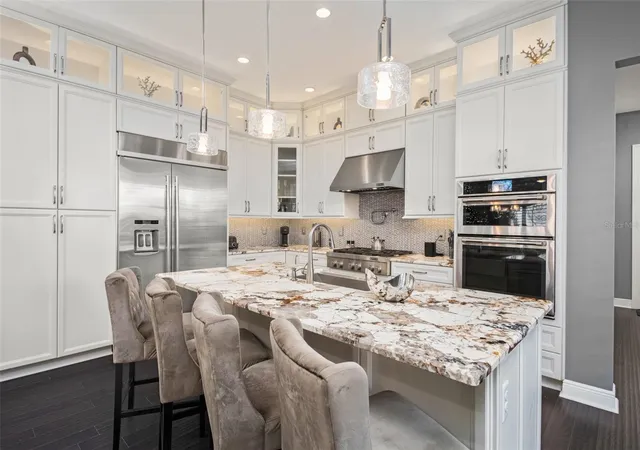 Photo 4 of Townhouse for sale at 8801 Fountain Palm Aly, Winter Garden, FL 34787 | MLS# O6406952 | Listing updated on 2026-07-22