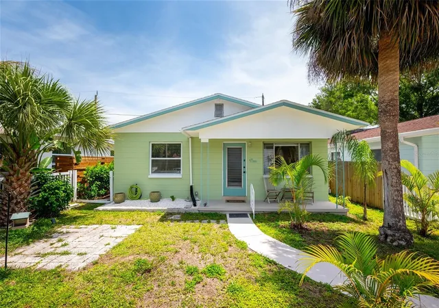 Photo 1 of Sale Pending at 2920 57th Street S, Gulfport, FL 33707 | MLS# TB8507494 | Listing updated on 2026-10-20