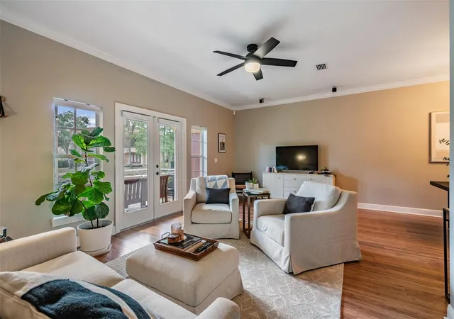 Photo 4 of Townhouse for sale at 415 Barcelona Dr, St Petersburg, FL 33716 | MLS# TB8507518 | Listing updated on 2026-09-12
