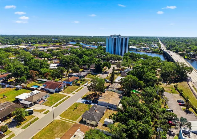 4th image of 1712 W Ferris Ave, Tampa, FL 33603 | MLS# TB8507536