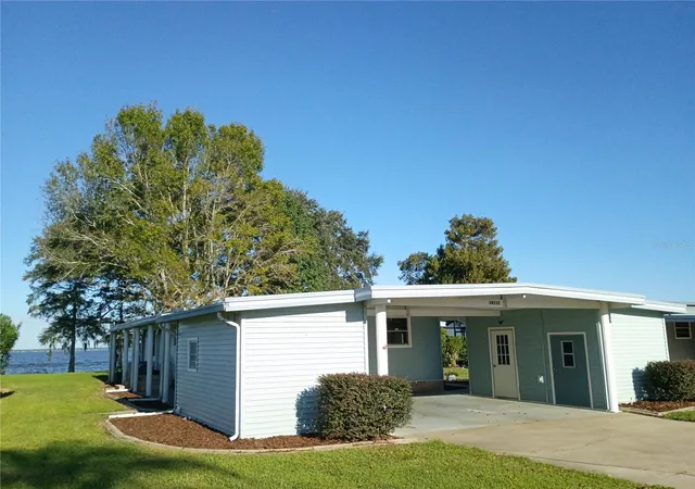 Photo 2 of Manufactured home for sale at 34232 Island Dr, Leesburg, FL 34788 | MLS# G5112245 | Listing updated on 2026-10-08