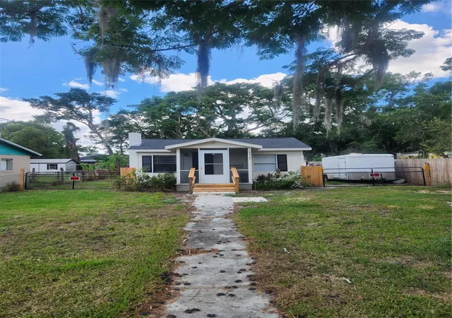 2nd image of 2429 Lakeview St, Lakeland, FL 33801 | MLS# P4938706