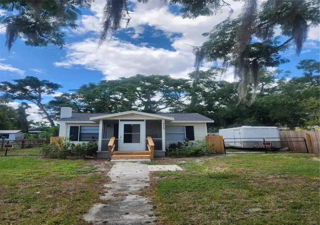 3rd image of 2429 Lakeview St, Lakeland, FL 33801 | MLS# P4938706
