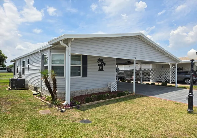Photo 2 of Manufactured home for sale at 70 Straphmore Dr, Haines City, FL 33844 | MLS# P4938708 | Listing updated on 2026-10-08