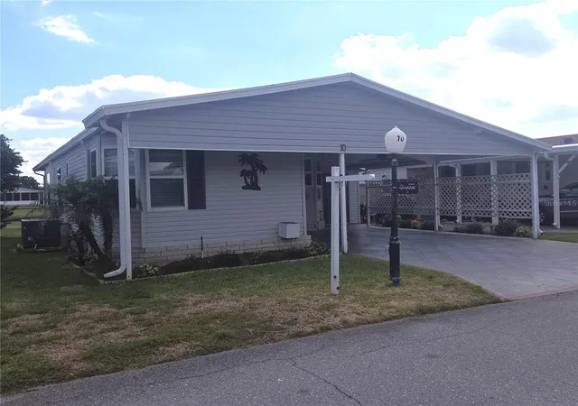 Photo 2 of Manufactured home for sale at 70 Straphmore Dr, Haines City, FL 33844 | MLS# P4938708 | Listing updated on 2026-10-08