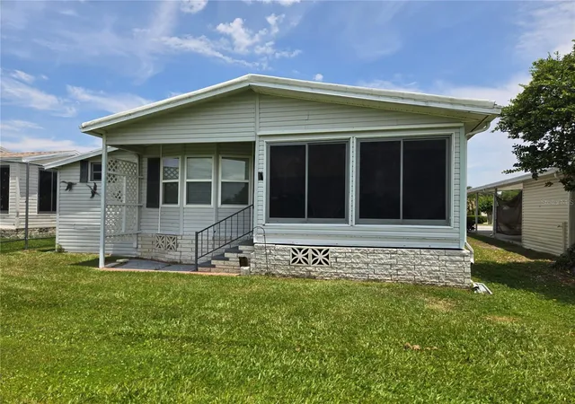 Photo 4 of Manufactured home for sale at 70 Straphmore Dr, Haines City, FL 33844 | MLS# P4938708 | Listing updated on 2026-10-08