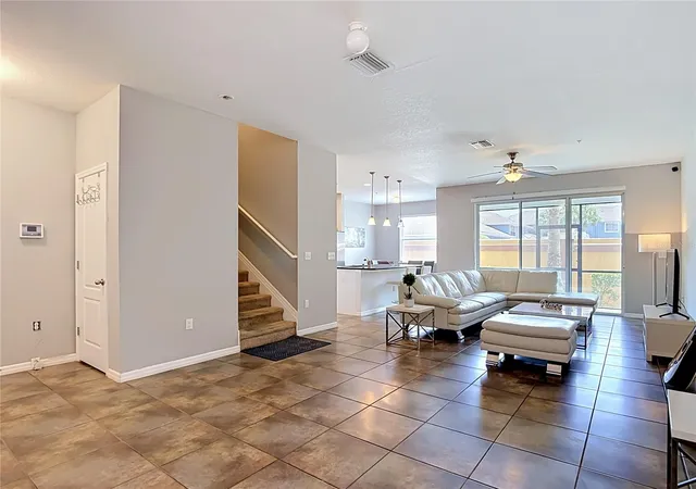 4th image of 8615 Andalucia Field Dr, Temple Terrace, FL 33637 | MLS# TB8507579