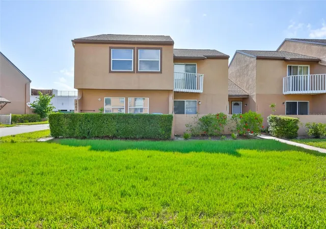 4th image of 1865 Clearbrooke Dr, Clearwater, FL 33760 | MLS# TB8507590