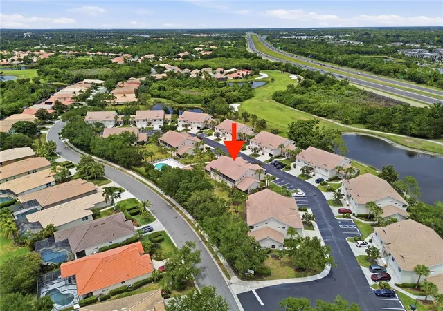 Photo 1 of Townhouse for sale at 7660 Sweetbay Cir, Bradenton, FL 34203 | MLS# A4693301 | Listing updated on 2026-09-21