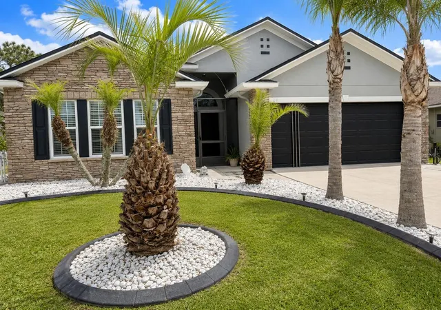 Single family home for sale at 2221 Paria Ln, Kissimmee, FL 34758 | MLS# O6407028 | Listing updated on 2026-09-23