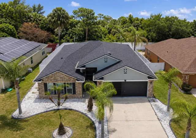 Photo 1 of Single family home for sale at 2221 Paria Ln, Kissimmee, FL 34758 | MLS# O6407028 | Listing updated on 2026-09-23