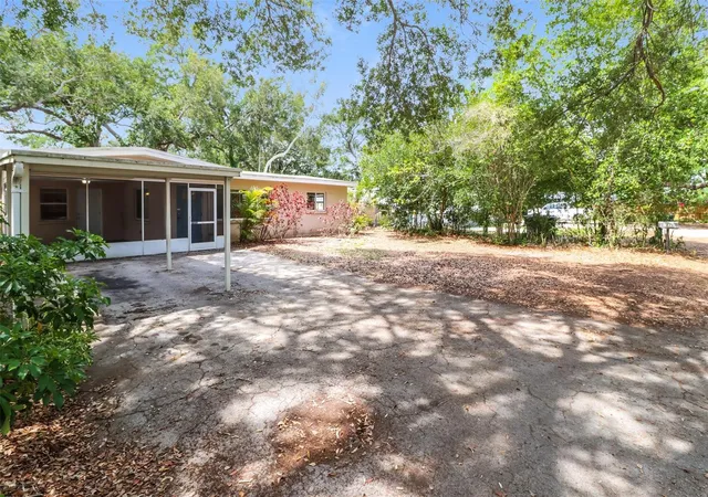 2nd image of 1619 Edna Ave, Largo, FL 33770 | MLS# O6407031