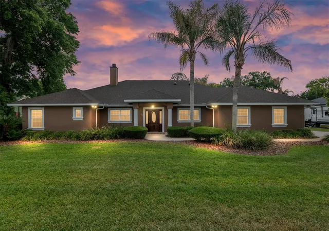Photo 2 of Single family home for sale at 29 Se Ocale Way, Summerfield, FL 34491 | MLS# G5112256 | Listing updated on 2026-08-15