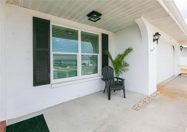 4th image of 1616 Bentwood Dr, Sun City Center, FL 33573 | MLS# TB8507609