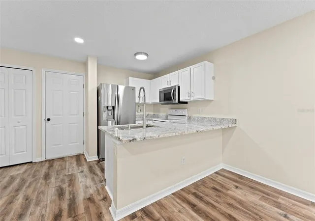 Photo 3 of Townhouse for sale at 8421 Edgewater Pl Blvd, Tampa, FL 33615 | MLS# TB8507628 | Listing updated on 2026-08-24